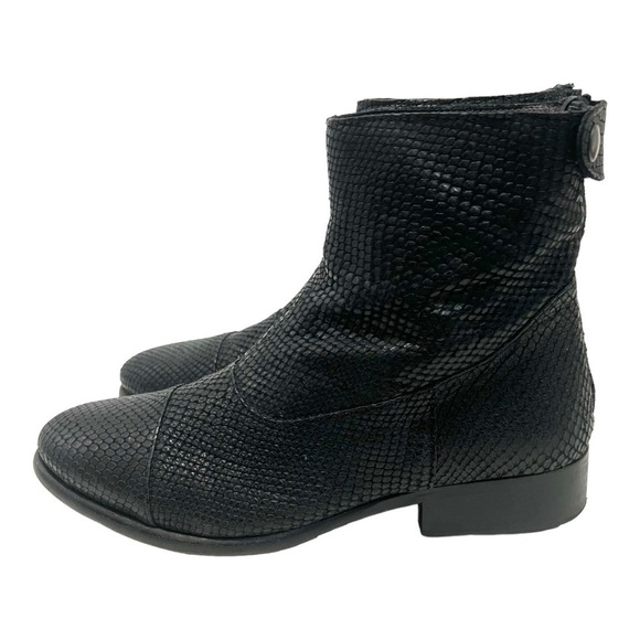 Billi Bi Copenhagen Black Leather Snake Print Almond Toe Casual Booties Women 40 - Picture 6 of 15